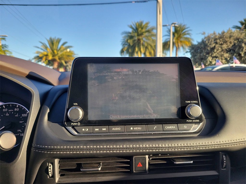 Certified 2021 Nissan Rogue S image 22