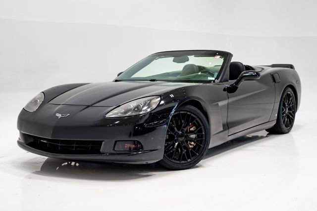 Used 2008 Chevrolet Corvette Convertible w/ Preferred Equipment Group RWD image 3