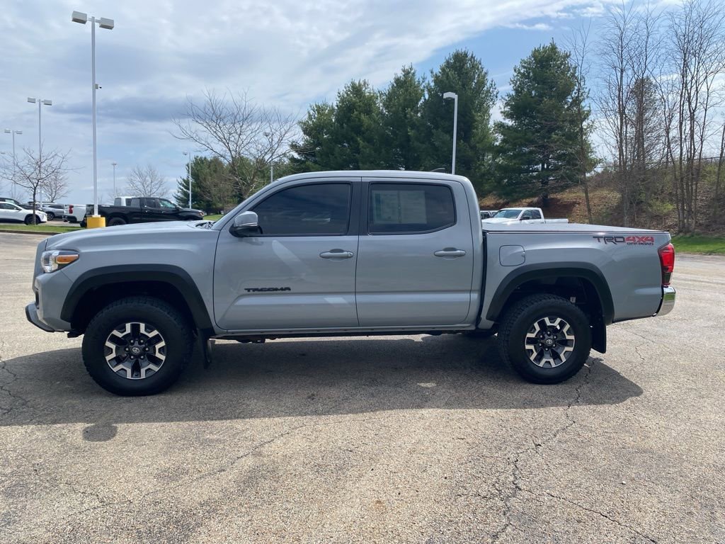 Used 2019 Toyota Tacoma TRD Off-Road image 6