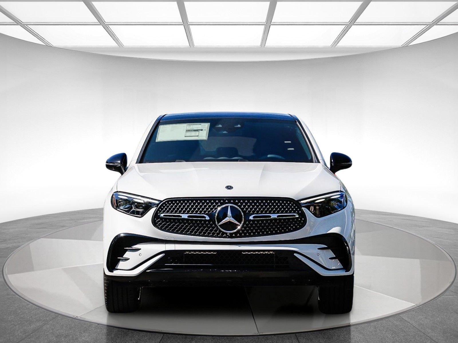 Used 2025 Mercedes-Benz GLC 300 4MATIC image 6