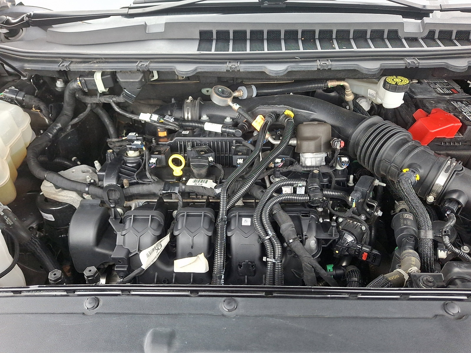 Used 2020 Ford Edge SEL w/ Convenience Package AWD/4WD image 29