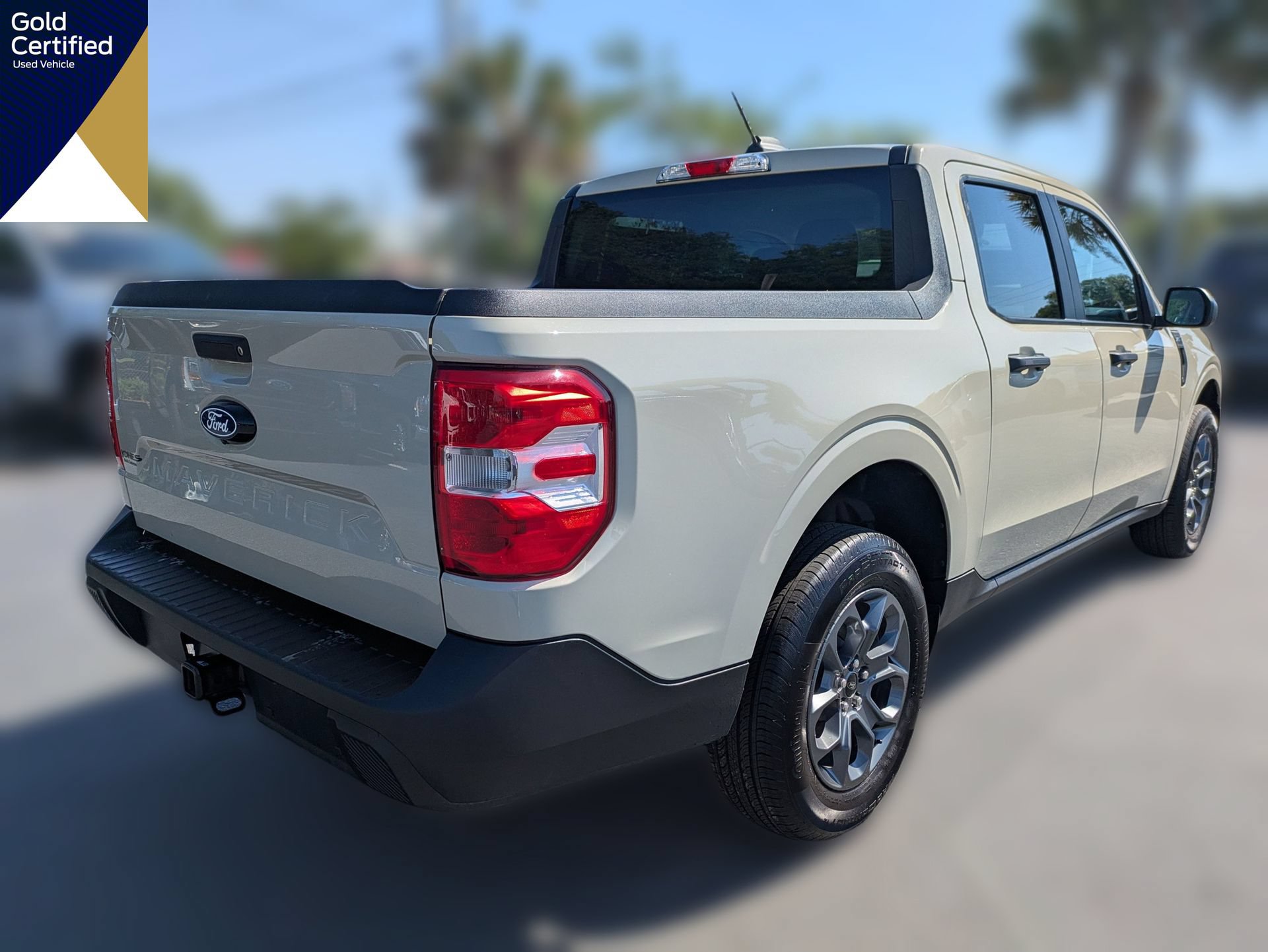 Certified 2025 Ford Maverick XLT w/ Equipment Group 302A AWD/4WD image 6