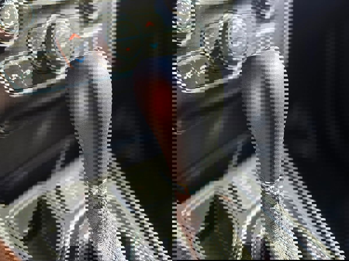 Used 2019 Jeep Cherokee Limited image 35