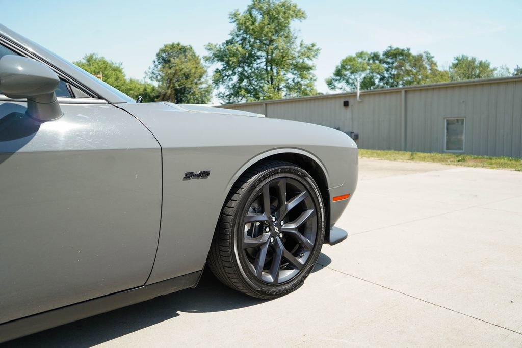 Used 2023 Dodge Challenger R/T w/ Blacktop Package image 12