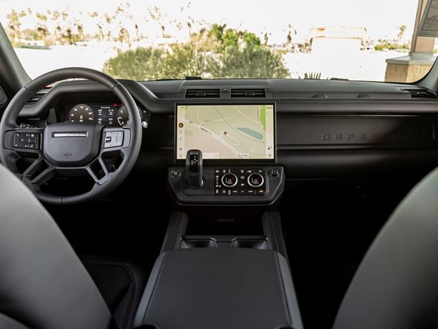 New 2026 Land Rover Defender 110 X-Dynamic SE image 20