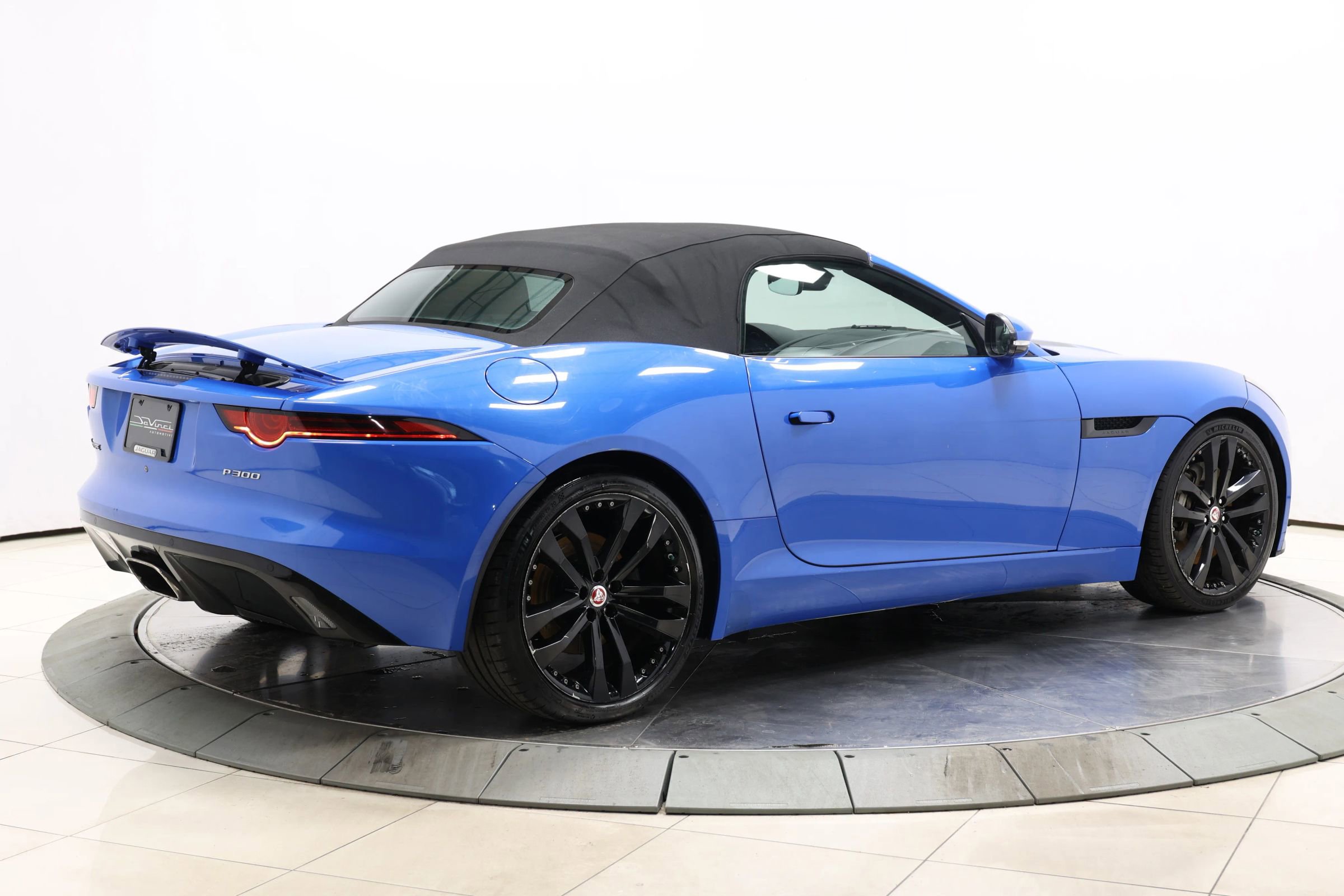 Used 2020 Jaguar F-TYPE Convertible image 70