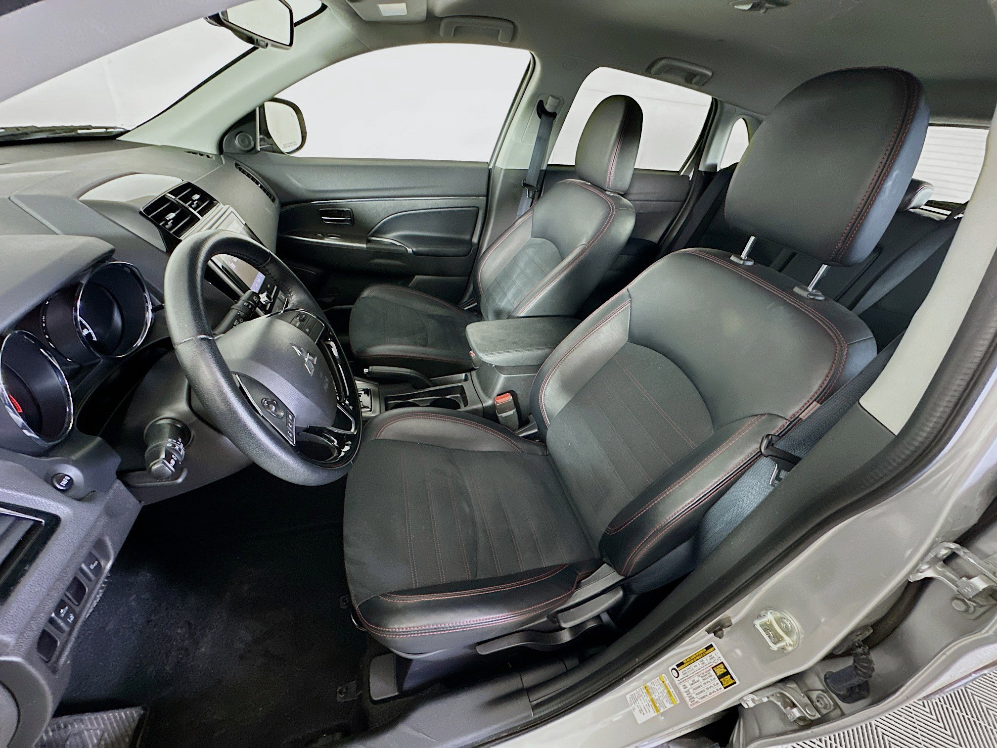 Used 2024 Mitsubishi Outlander Sport AWD image 13