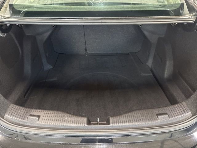 Used 2018 Chevrolet Cruze LT image 9