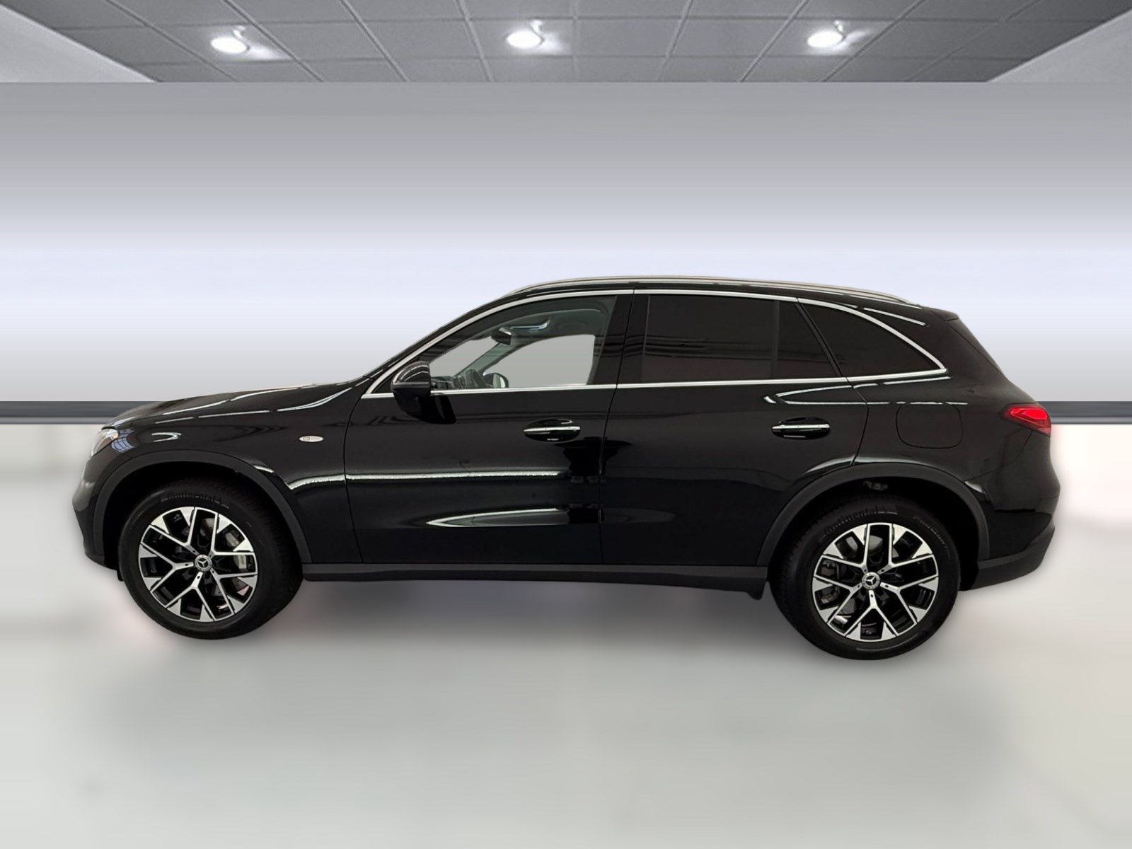 Certified 2025 Mercedes-Benz GLC 350e 4MATIC image 2