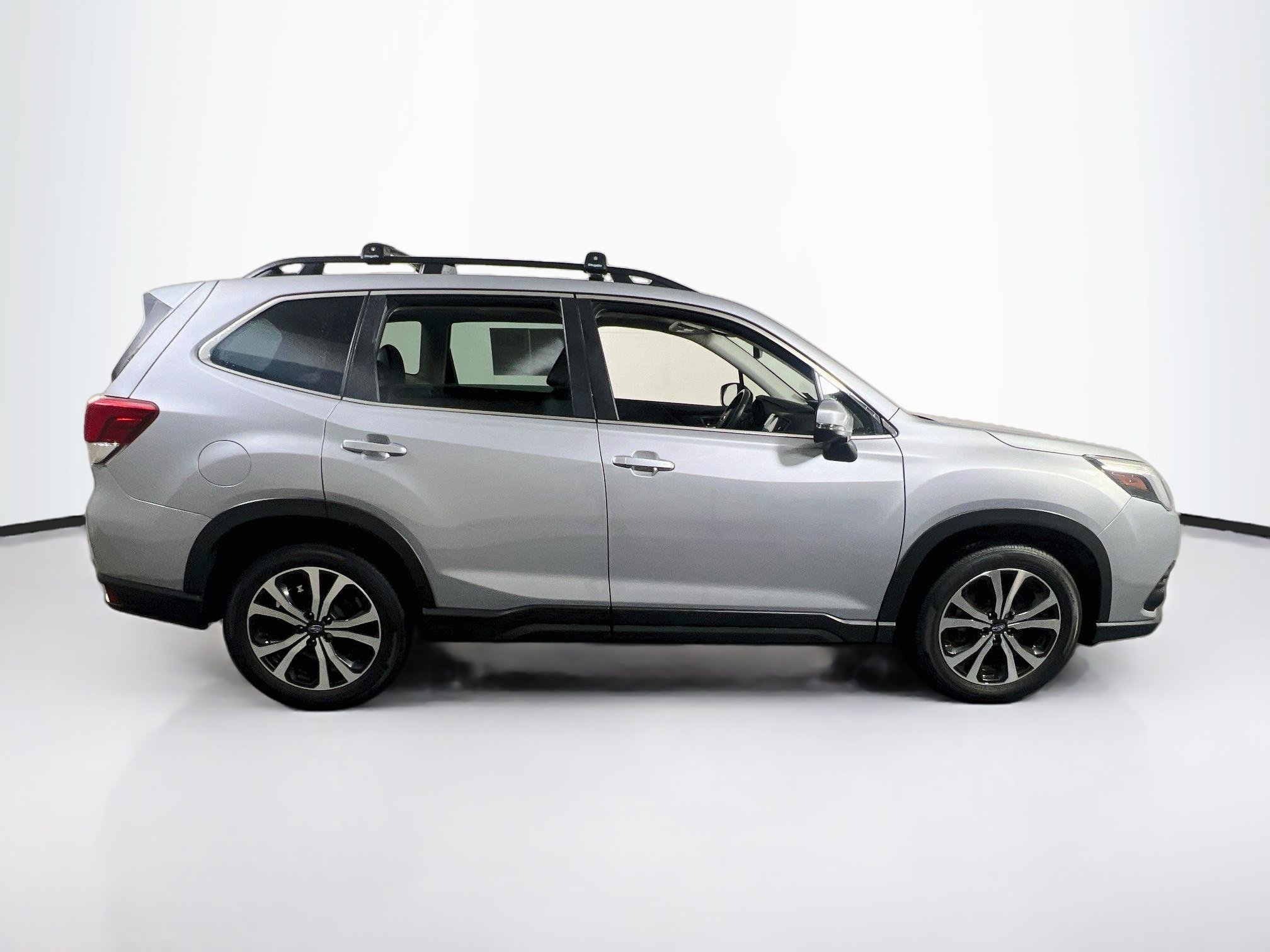 Used 2023 Subaru Forester Limited AWD/4WD image 4