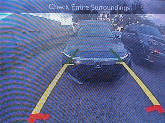 Used 2017 Chrysler Pacifica Touring-L Plus FWD image 7