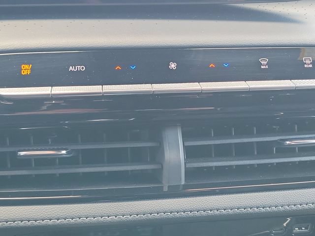 Used 2025 Buick Enclave Avenir w/ Super Cruise Package AWD/4WD image 26