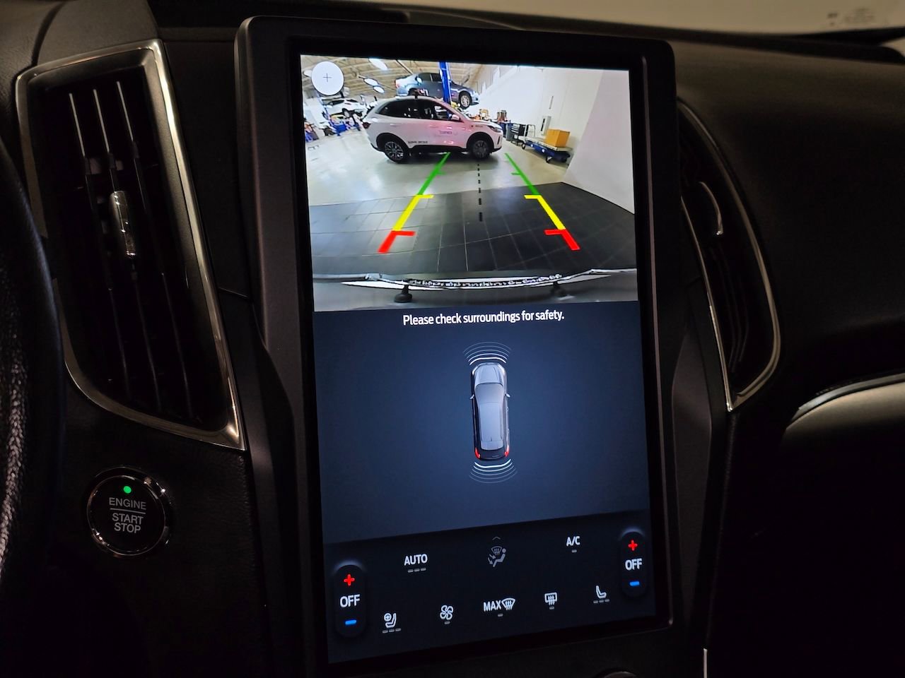 Used 2022 Ford Edge Titanium image 30