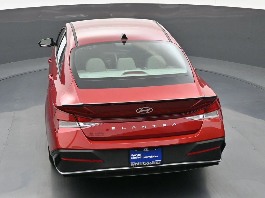 Certified 2026 Hyundai Elantra Sport FWD image 32