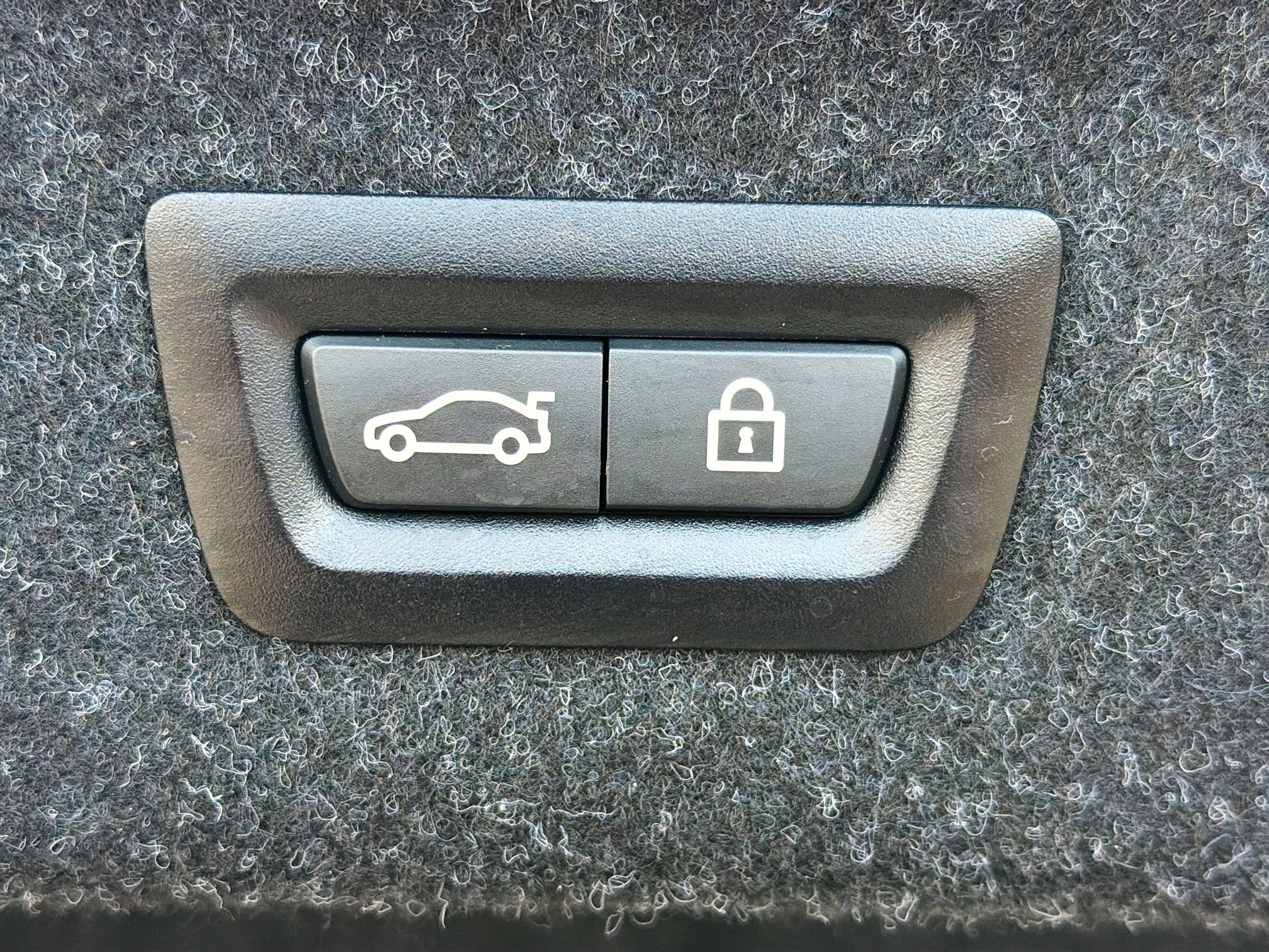 Used 2022 BMW M4 Executive w/ Executive Package image 13