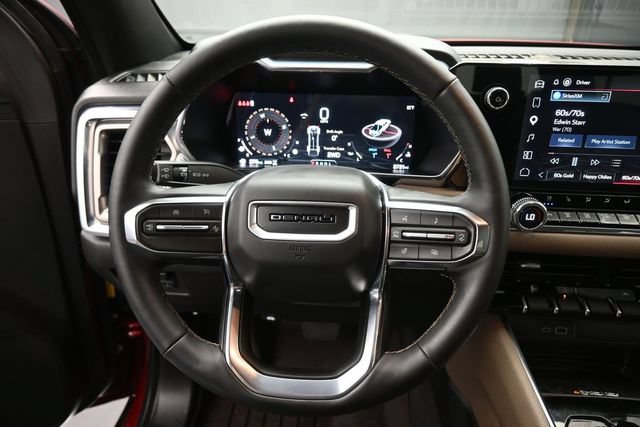 Used 2026 GMC Canyon Denali AWD/4WD image 7