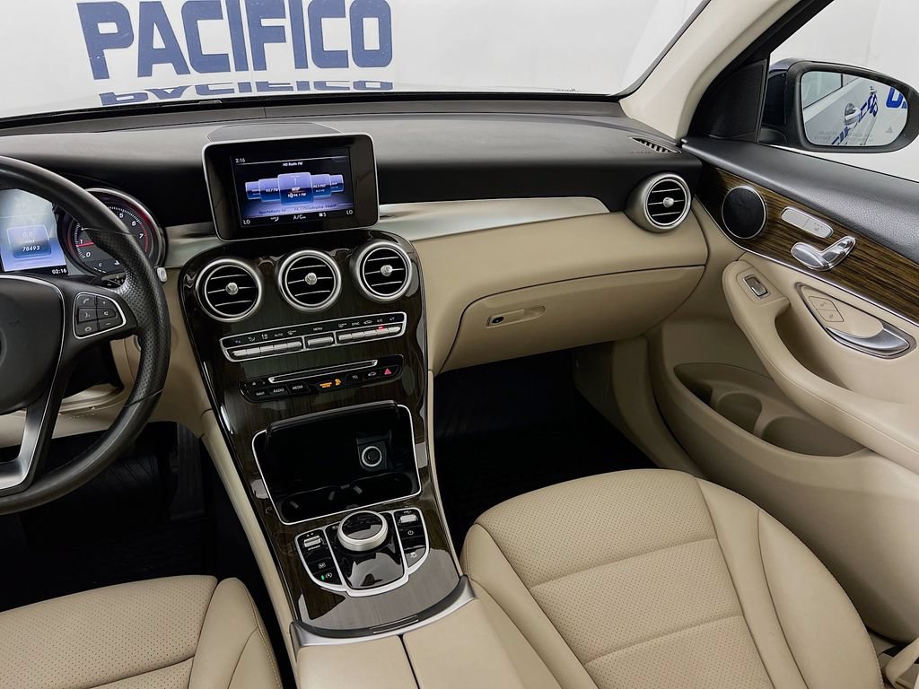 Used 2018 Mercedes-Benz GLC 300 4MATIC image 24