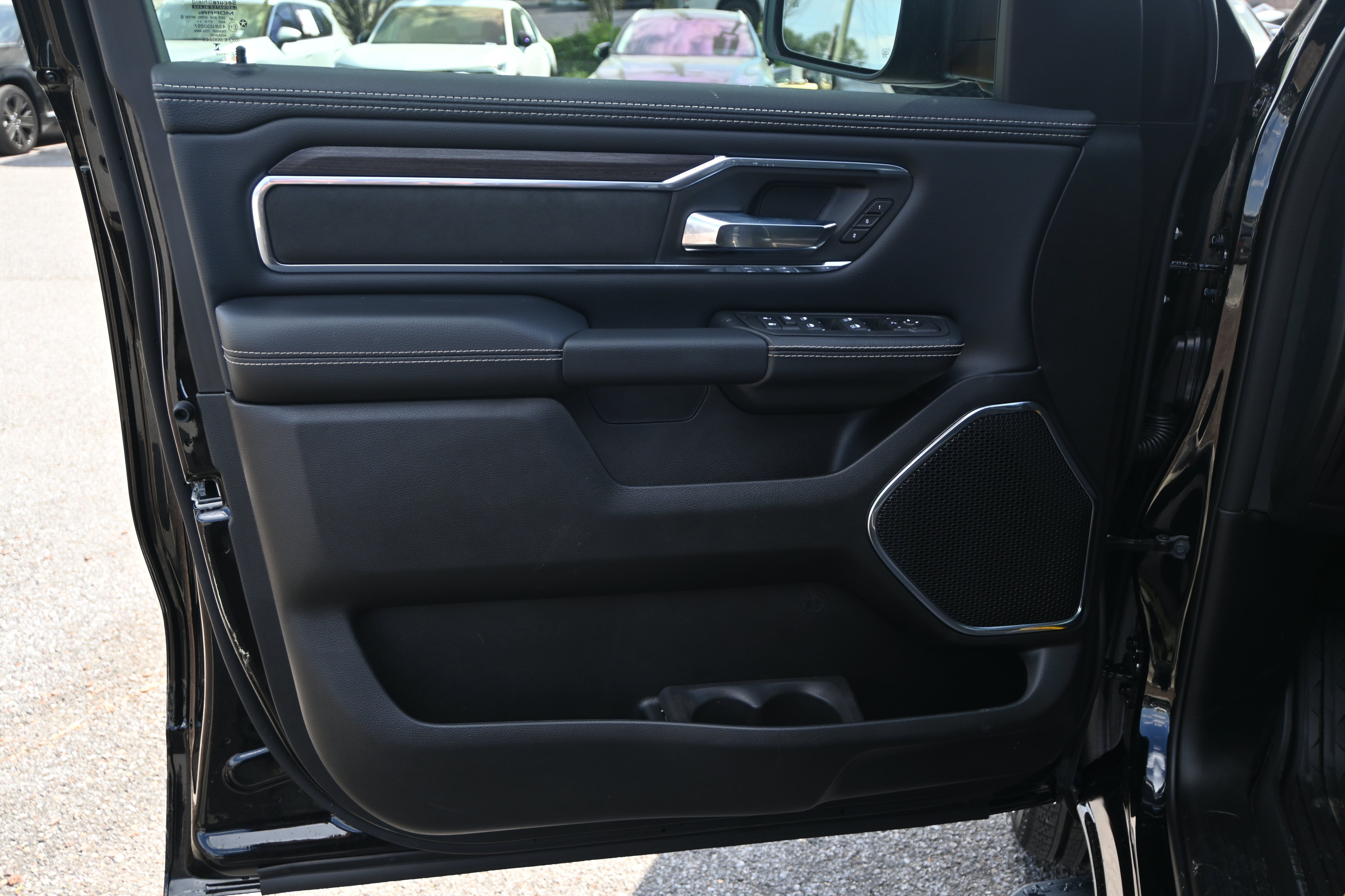 New 2026 RAM 1500 Laramie w/ Night Edition AWD/4WD image 14