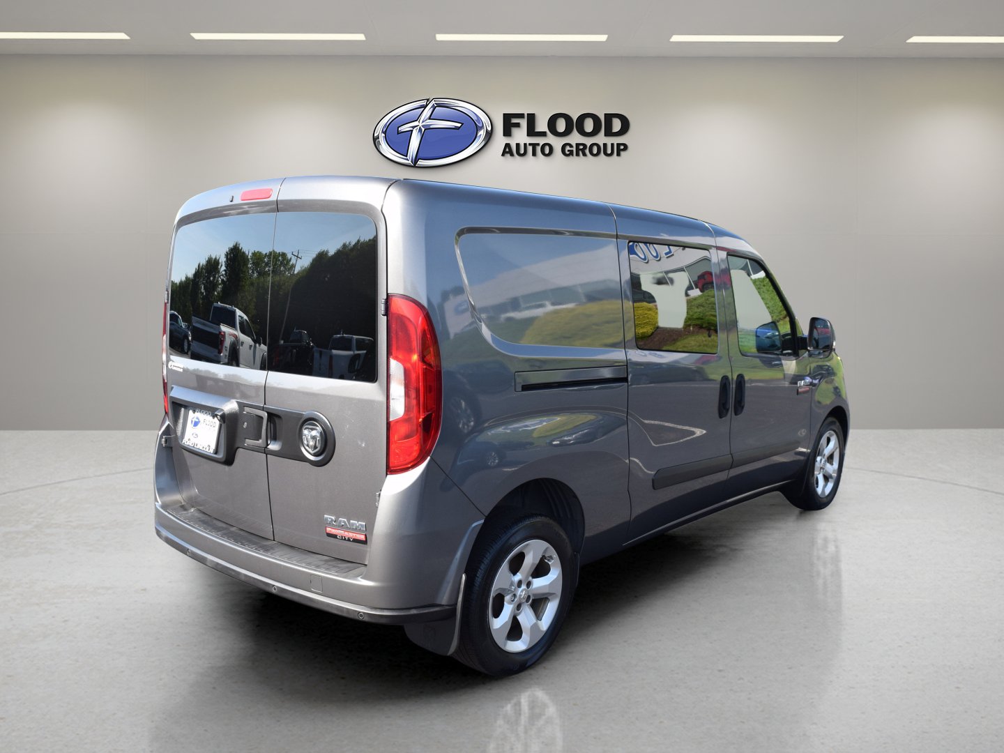 Used 2016 RAM ProMaster City Tradesman SLT w/ Rear Back-up Camera Group FWD image 4