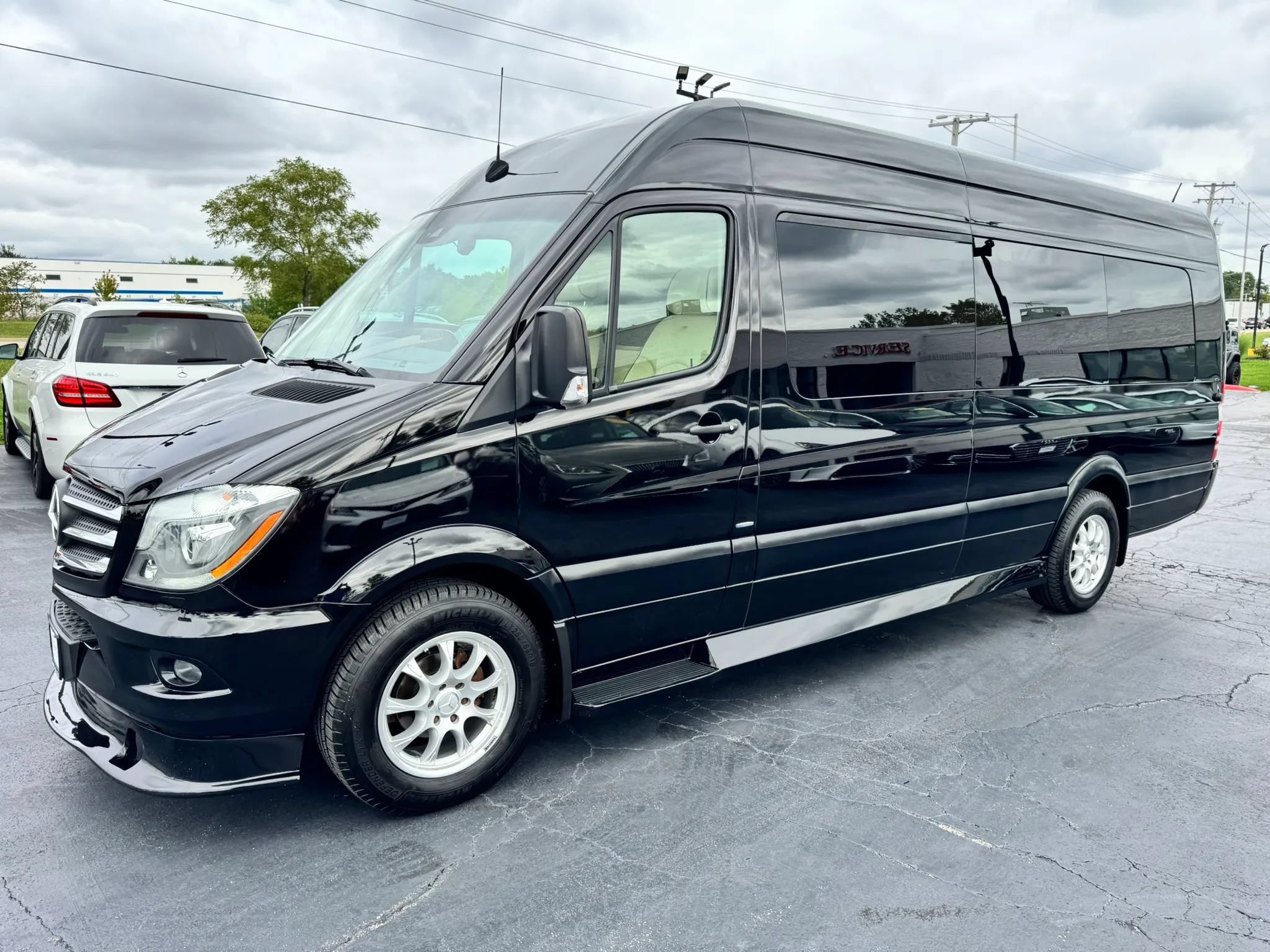 Used 2016 Mercedes-Benz Sprinter 2500 image 2