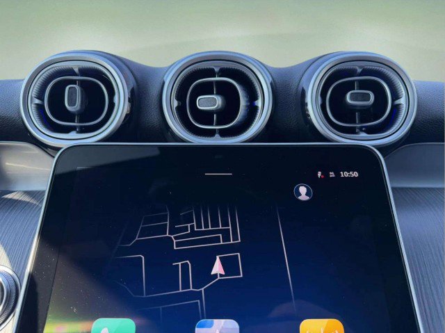 Certified 2025 Mercedes-Benz GLC 300 4MATIC image 14