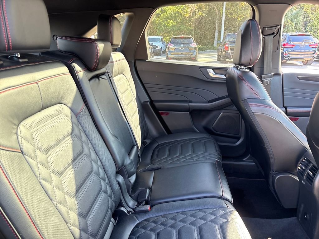 Used 2023 Ford Escape ST-Line Elite w/ Premium Technology Package image 30