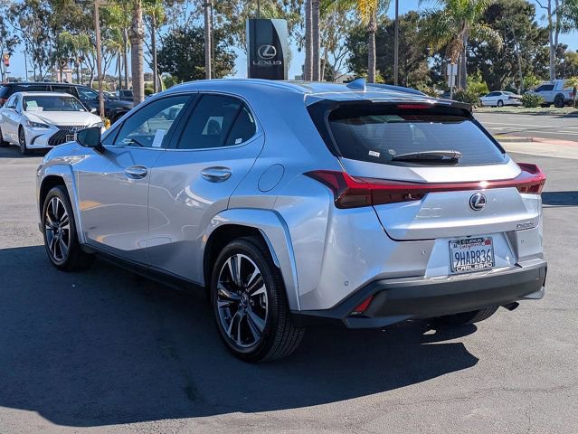 Used 2024 Lexus UX 250h FWD w/ Premium Package image 7