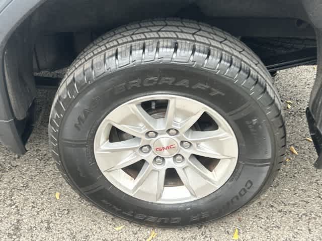 Used 2020 GMC Sierra 1500 SLE w/ SLE Value Package AWD/4WD image 5