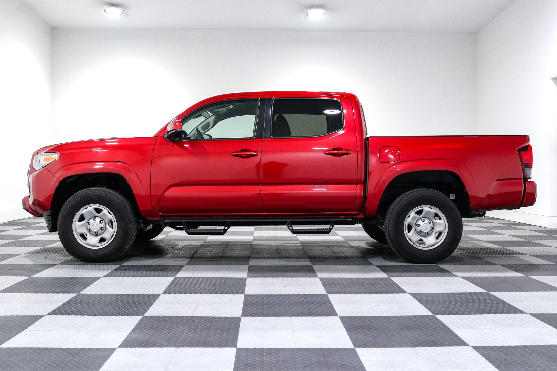 Used 2021 Toyota Tacoma SR w/ SR Convenience Package image 4