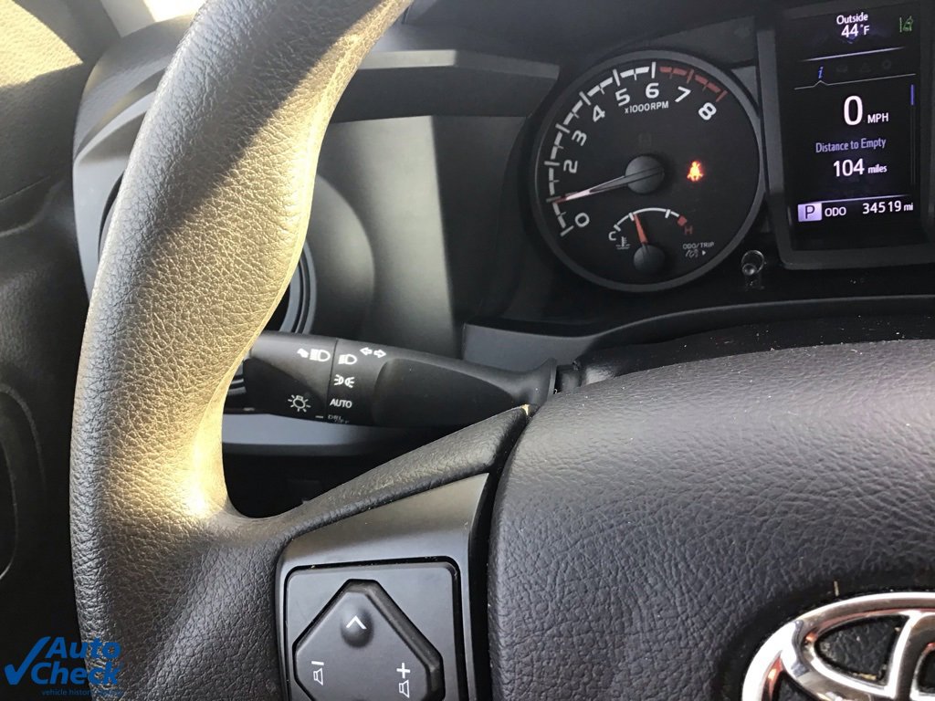 Used 2022 Toyota Tacoma SR image 32