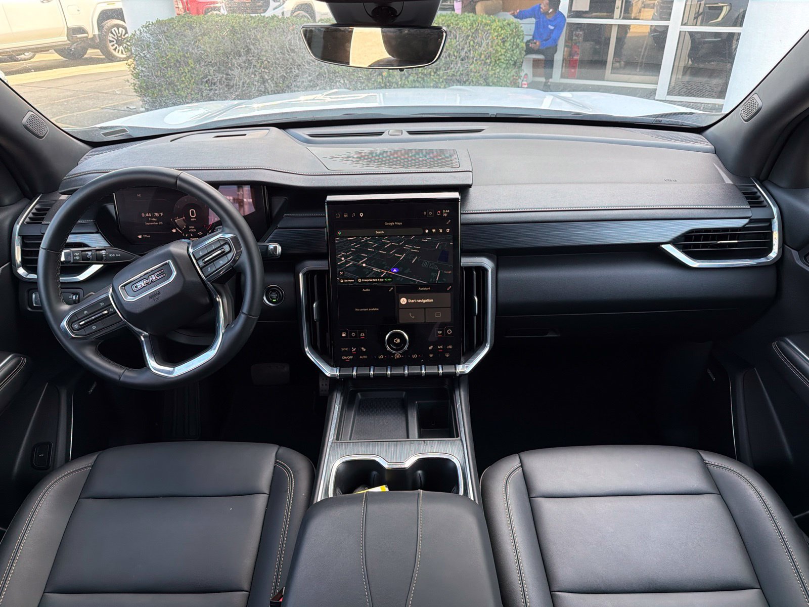 Used 2026 GMC Acadia Elevation w/ Elevation Premium Package FWD image 9
