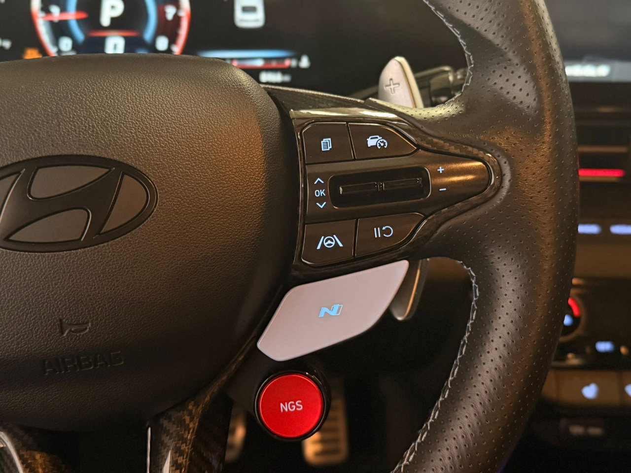 Used 2024 Hyundai Elantra N image 29