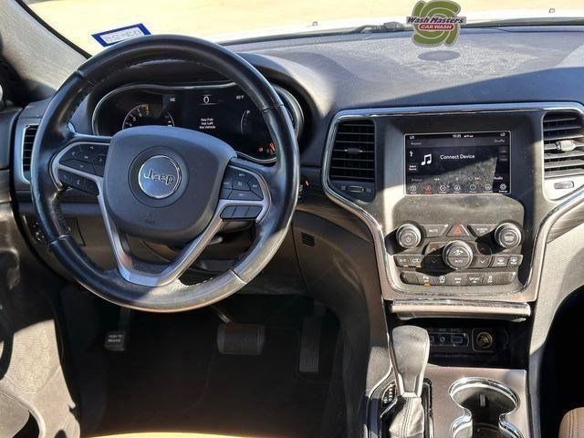 Used 2020 Jeep Grand Cherokee Laredo image 21