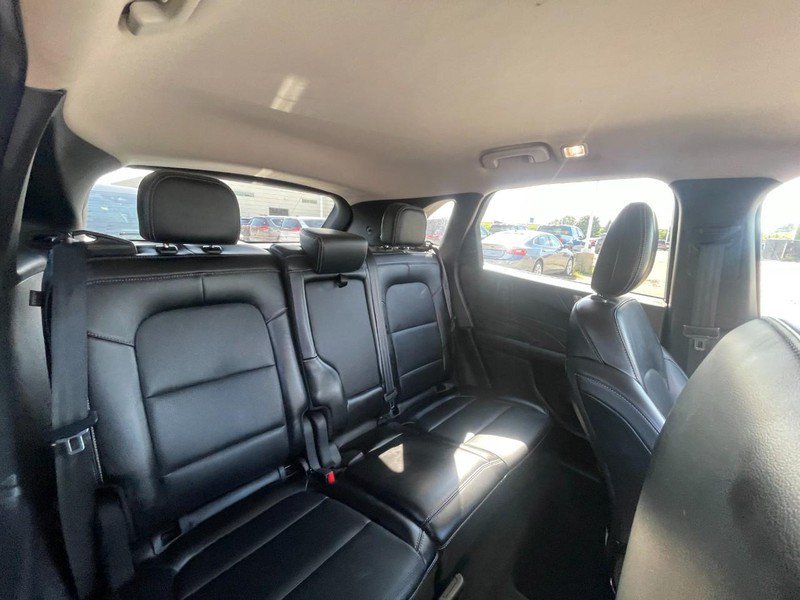 Used 2024 Ford Escape Platinum AWD/4WD image 4