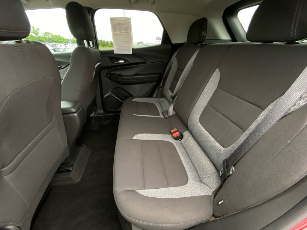 Used 2023 Chevrolet TrailBlazer LT FWD image 13