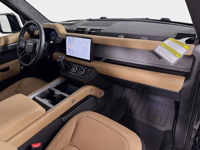 Used 2025 Land Rover Defender 110 V8 image 31
