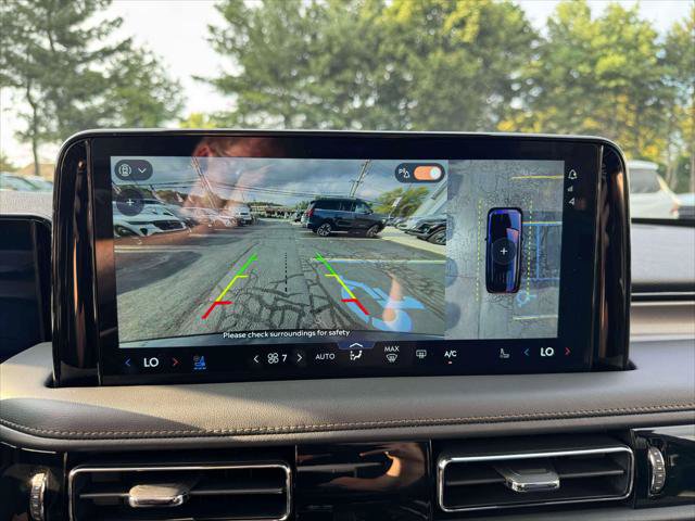 Used 2026 Lincoln Aviator AWD image 29