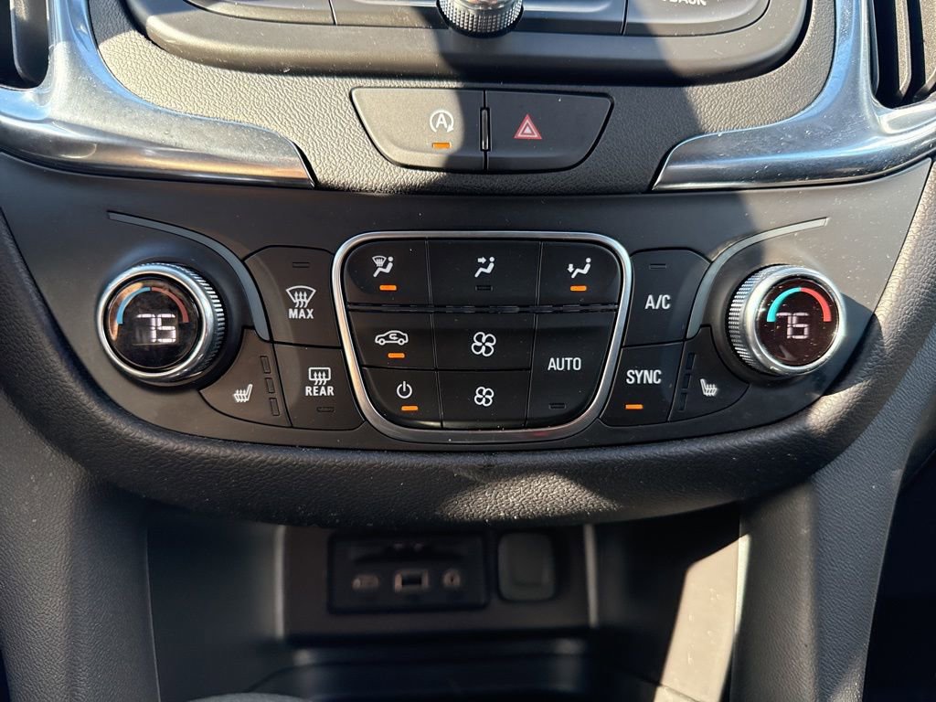 Used 2024 Chevrolet Equinox LT AWD/4WD image 21