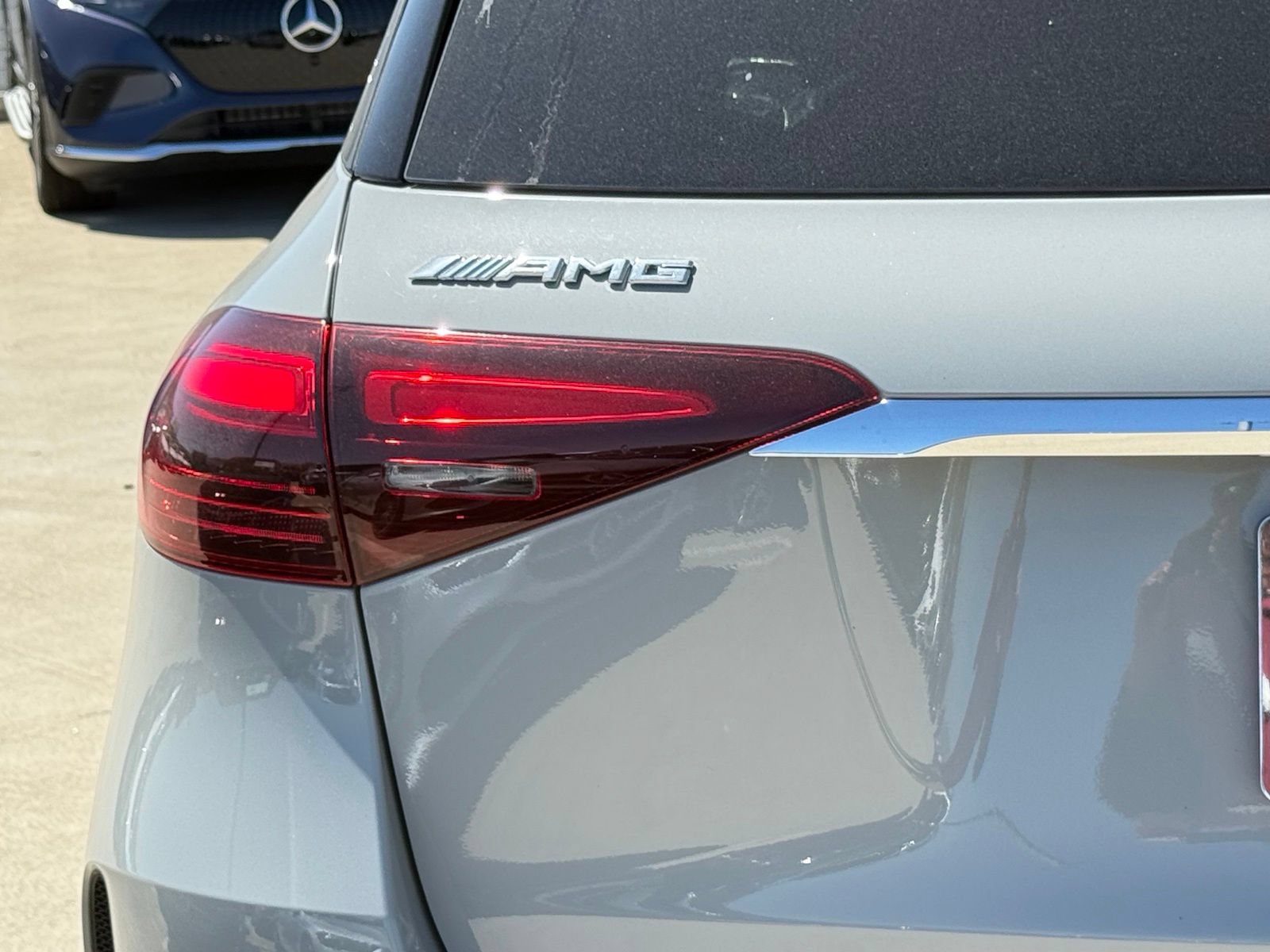 New 2026 Mercedes-Benz GLE 63 AMG S image 9