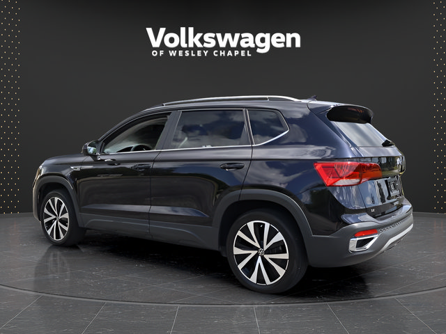 Certified 2022 Volkswagen Taos SE FWD image 6