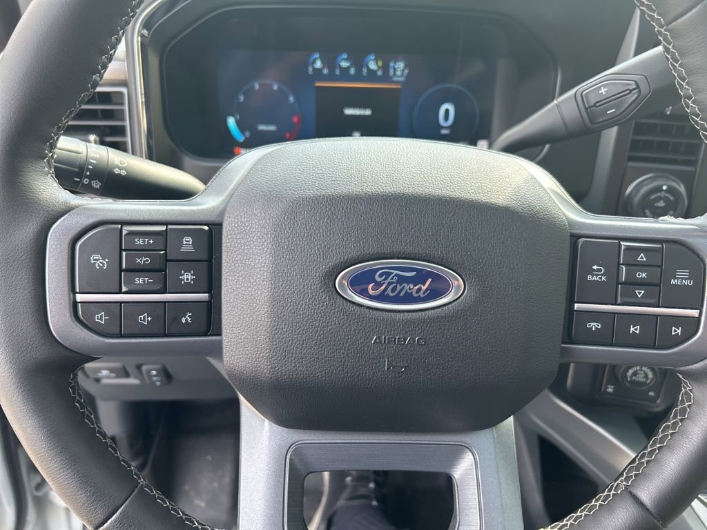 Used 2025 Ford F350 Lariat w/ Lariat Ultimate Package image 10