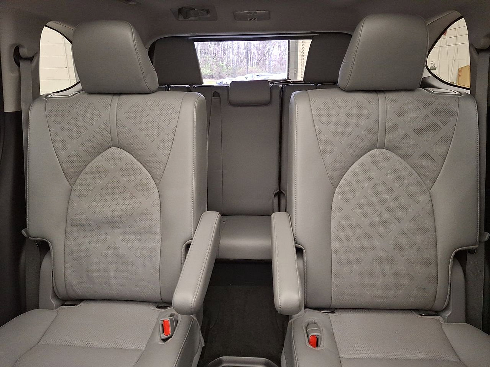 Used 2024 Toyota Highlander Platinum image 20