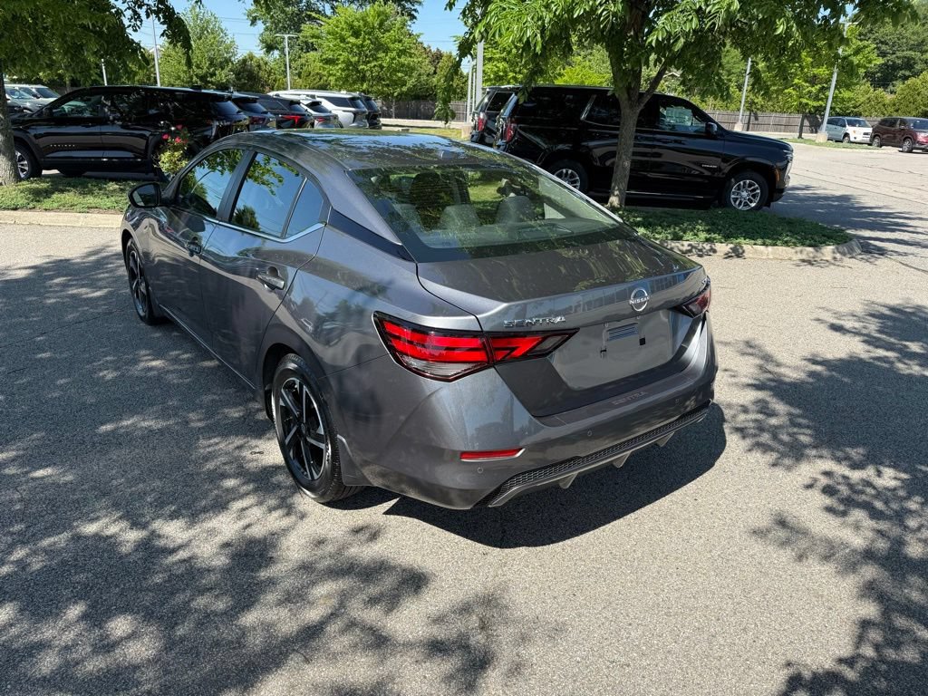 Used 2024 Nissan Sentra SV FWD image 3