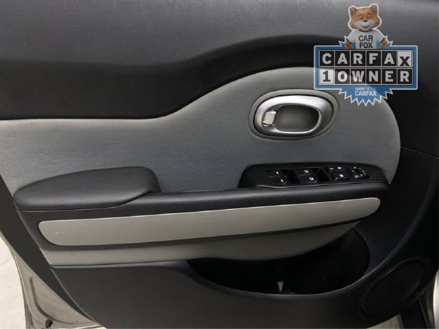 Used 2016 Kia Soul + FWD image 25