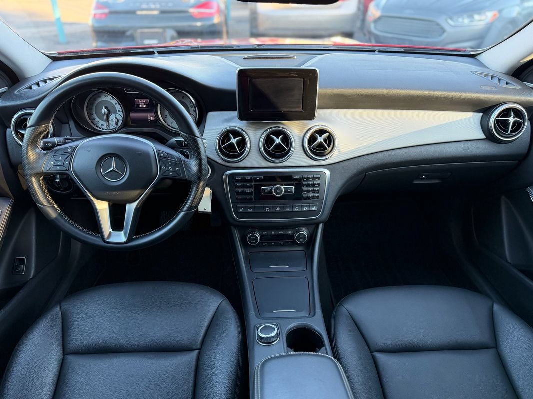 Used 2015 Mercedes-Benz GLA 250 4MATIC image 16