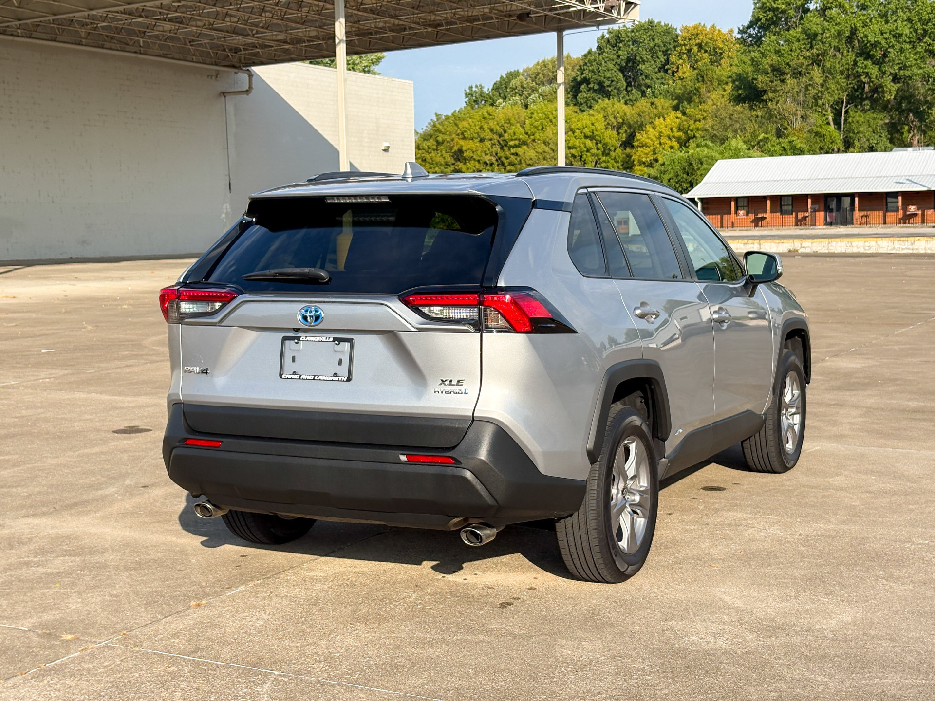 Used 2022 Toyota RAV4 XLE w/ Convenience Package AWD/4WD image 12