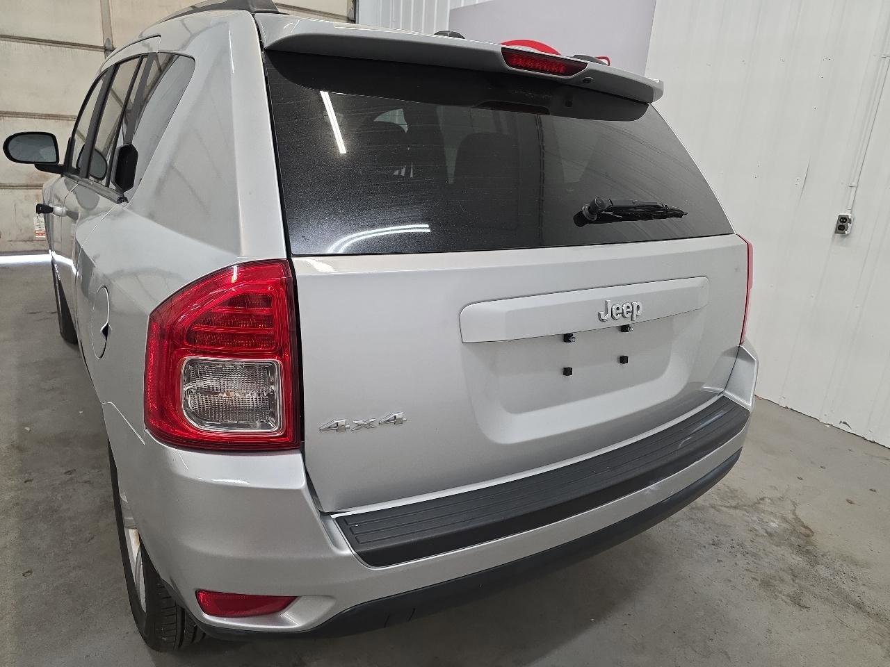 Used 2013 Jeep Compass Sport image 8