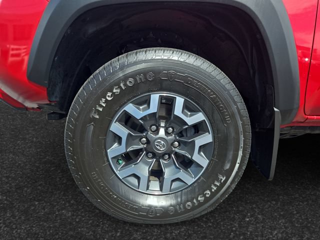 Certified 2023 Toyota Tacoma TRD Off-Road AWD/4WD image 4