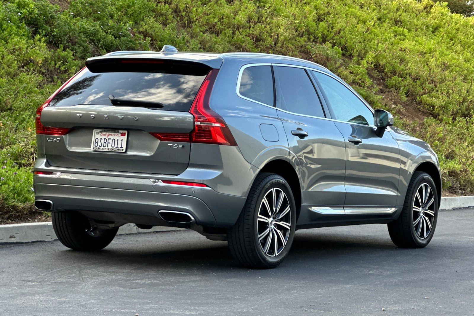 Used 2020 Volvo XC60 T6 Inscription AWD/4WD image 4