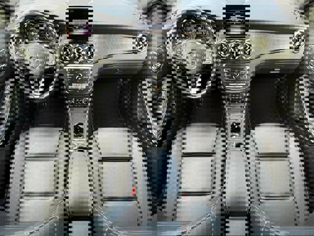 Used 2019 Mercedes-Benz GLA 250 GLA 250 image 4